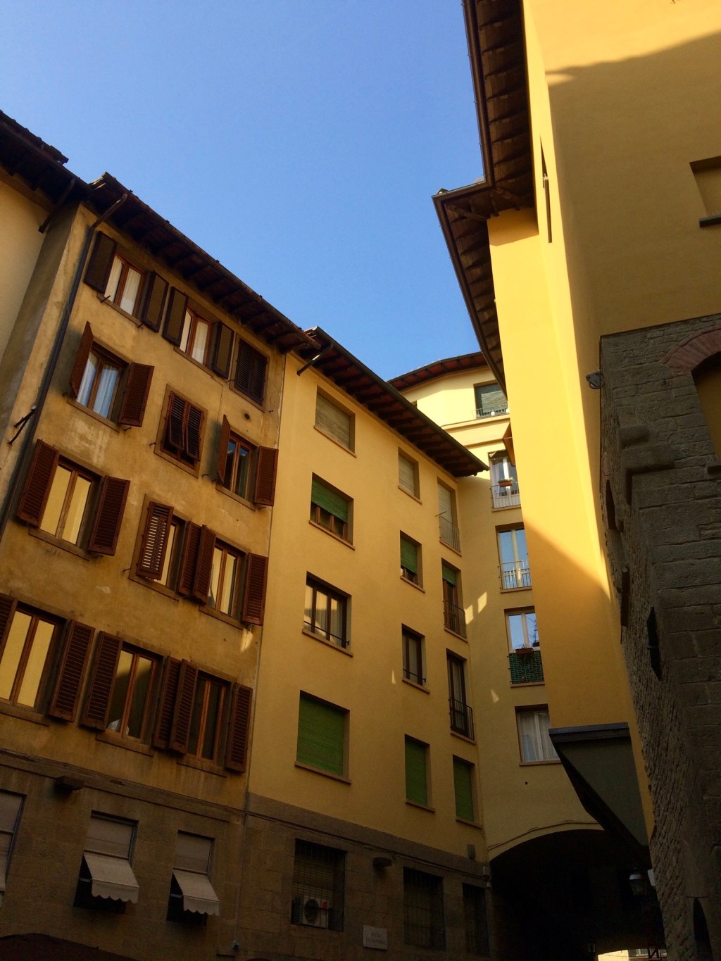 This Florentine Life: Chasing Tuscan Light & Shadow Through the Corners of My&nbsp;Mind